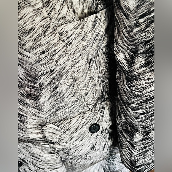 Oscar De La Renta Puffer Coat Silk Gray Fur Print 2011 Collection Women Sz 6 - Picture 9 of 15